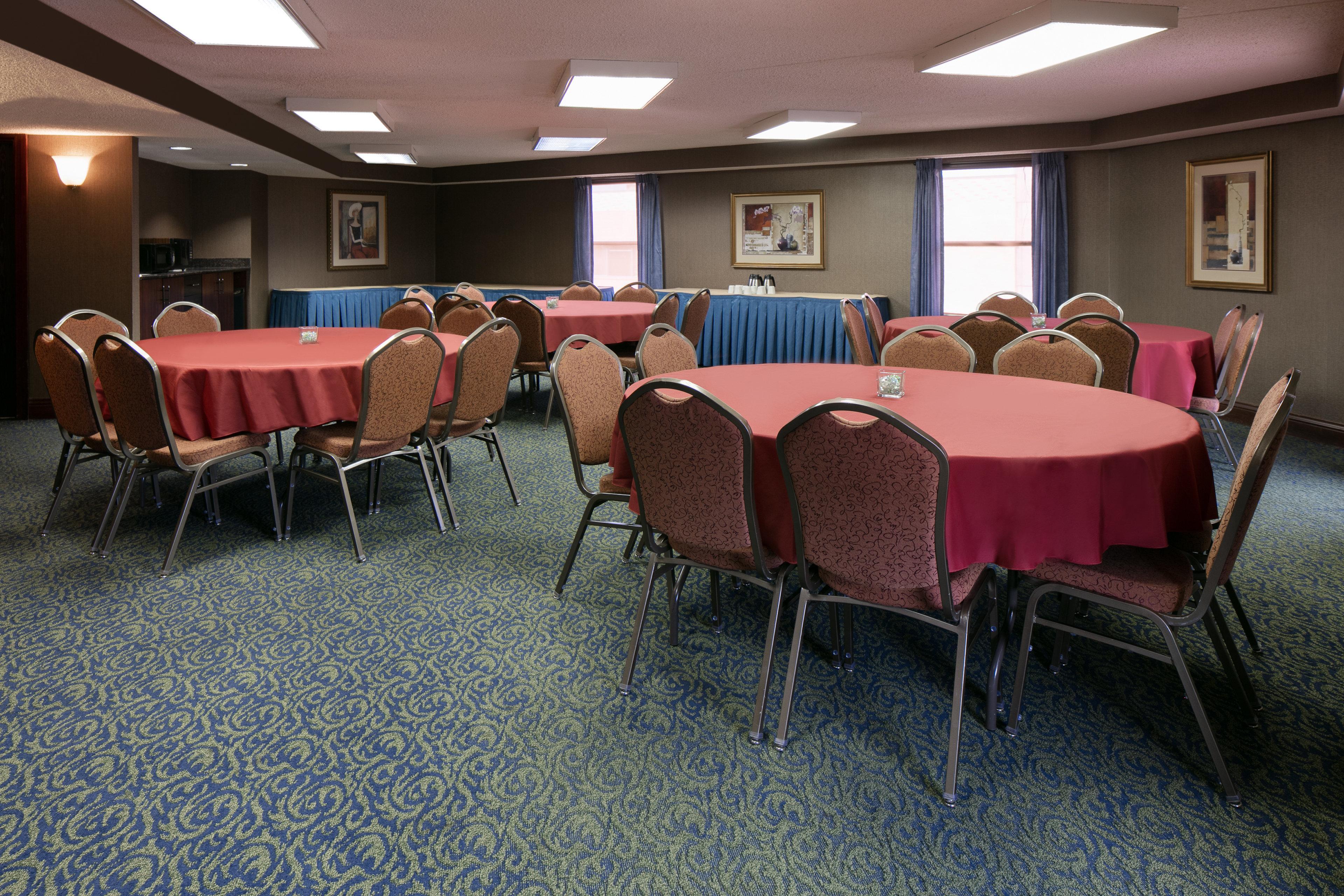 Holiday Inn Dubuque/Galena By Ihg Exteriör bild